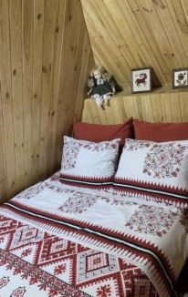 «Банечка» на дровах с прорубью в Гатном: Баня с вениками
